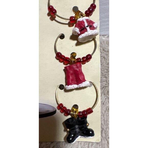 Boston Warehouse Christmas Wine Markers Set Of 6 Red & White Holiday Charms - Picture 3 of 4